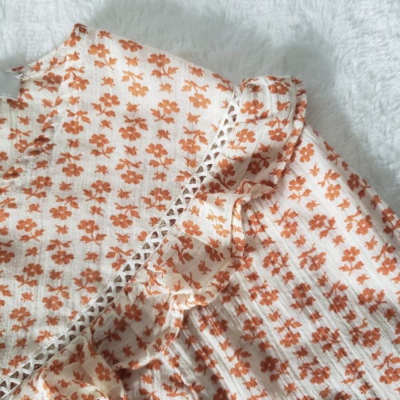 Madewell Ruffle-Yoke Prairie Top in Cutout Blooms, Size Small - Picture 10 of 16